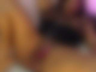 Live cam show with rouxe-lee - Ebony Teen (18+) on Camsoda