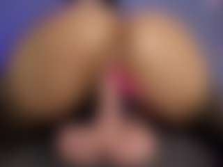 Live cam show with Sasha-Rivers - Squirt White on Camsoda | colombia