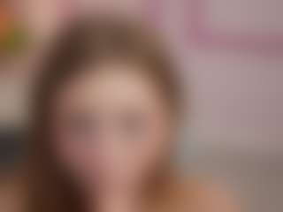 Live cam show with SilverrMoon - Blonde Hair on Camversity