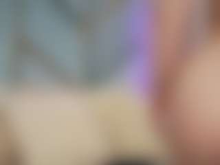 SilverrMoon's Live Sex Cam Show