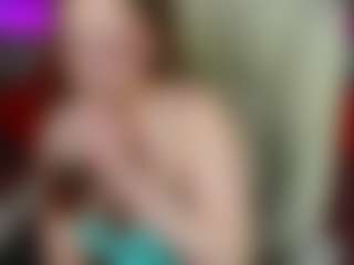 SilverrMoon's Live Sex Cam Show