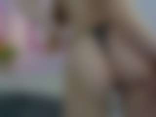 SilverrMoon's Live Sex Cam Show