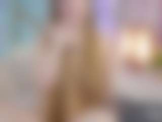 Live cam show with SilverrMoon - Thin on Chatstar