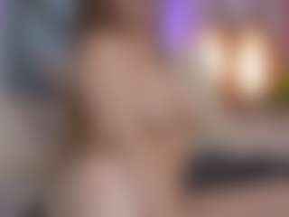 Live cam show with SilverrMoon - Fingers on Soda Cam