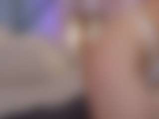 SilverrMoon's Live Sex Cam Show
