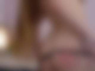SilverrMoon's Live Sex Cam Show