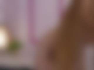 SilverrMoon's Live Sex Cam Show