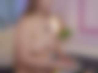 SilverrMoon's Live Sex Cam Show