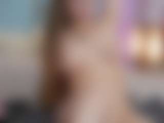 SilverrMoon's Live Sex Cam Show
