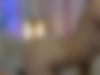SilverrMoon's Live Sex Cam Show