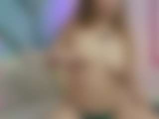 SilverrMoon's Live Sex Cam Show