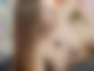 SilverrMoon's Live Sex Cam Show