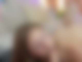 SilverrMoon's Live Sex Cam Show