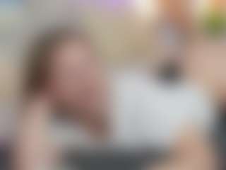 SilverrMoon's Live Sex Cam Show