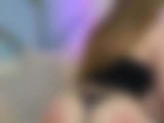 SilverrMoon's Live Sex Cam Show