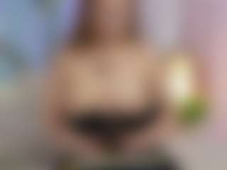 SilverrMoon's Live Sex Cam Show