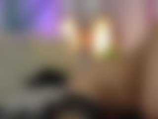 SilverrMoon's Live Sex Cam Show