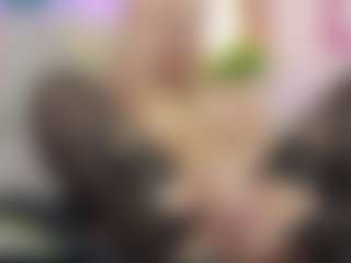 SilverrMoon's Live Sex Cam Show