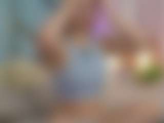 Live cam show with SilverrMoon - Handjob on TottyGirls