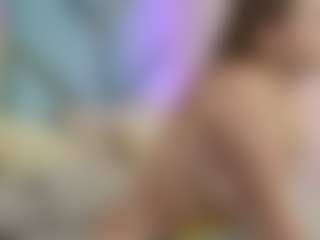 Live cam show with SilverrMoon - Natural on xfollow cams