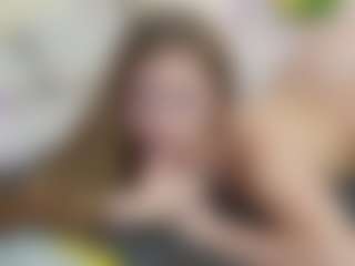 SilverrMoon's Live Sex Cam Show