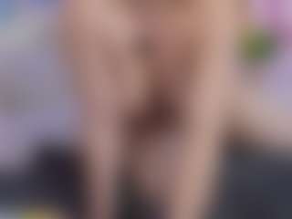 SilverrMoon's Live Sex Cam Show