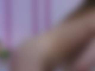 SilverrMoon's Live Sex Cam Show