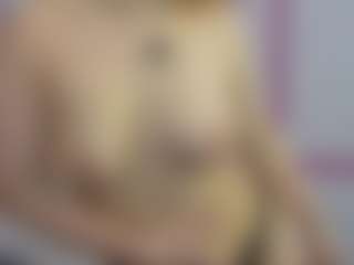 SilverrMoon's Live Sex Cam Show
