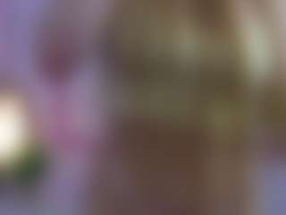 Live cam show with SilverrMoon - Petite Teen (18+) on CSO-WL