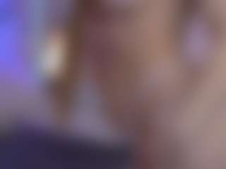 SilverrMoon's Live Sex Cam Show