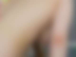 SilverrMoon's Live Sex Cam Show