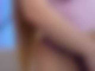 SilverrMoon's Live Sex Cam Show