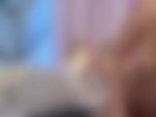 SilverrMoon's Live Sex Cam Show