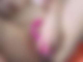 Live cam show with AMBARSEXYTITS - Striptease on Camsoda