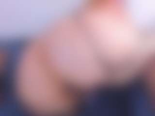 Emma-evaa's Live Sex Cam Show