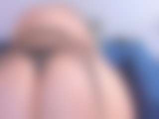 Emma-evaa's Live Sex Cam Show