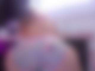 Emma-evaa's Live Sex Cam Show