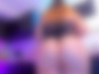 Emma-evaa's Live Sex Cam Show