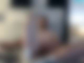Live cam show with erictwood9 - Brown Hair on Big Tits