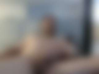 Live cam show with erictwood9 - Brown Hair on Hubzter Live