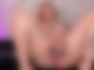 Live cam show with HannaVasquez - Ass Bouncing on CamSodaAdn