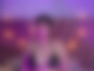 Live cam show with innocenthazel - Middle Aged on crypto-cams