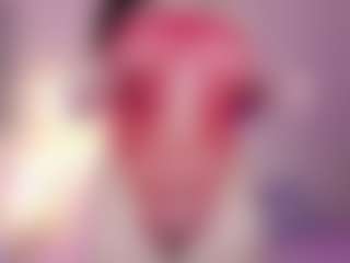 innocenthazel's Live Sex Cam Show
