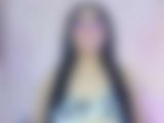 Live cam show with innocenthazel - Granny on studioflirtlive.com