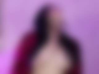 innocenthazel's Live Sex Cam Show