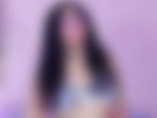 Live cam show with innocenthazel - Granny on Streamer API
