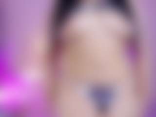 innocenthazel's Live Sex Cam Show