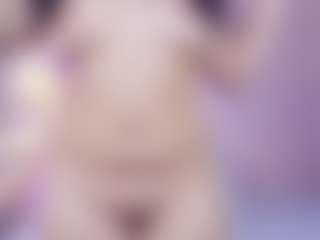 innocenthazel's Live Sex Cam Show
