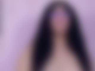 innocenthazel's Live Sex Cam Show