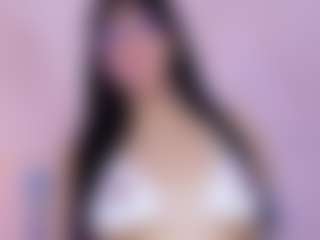 innocenthazel's Live Sex Cam Show